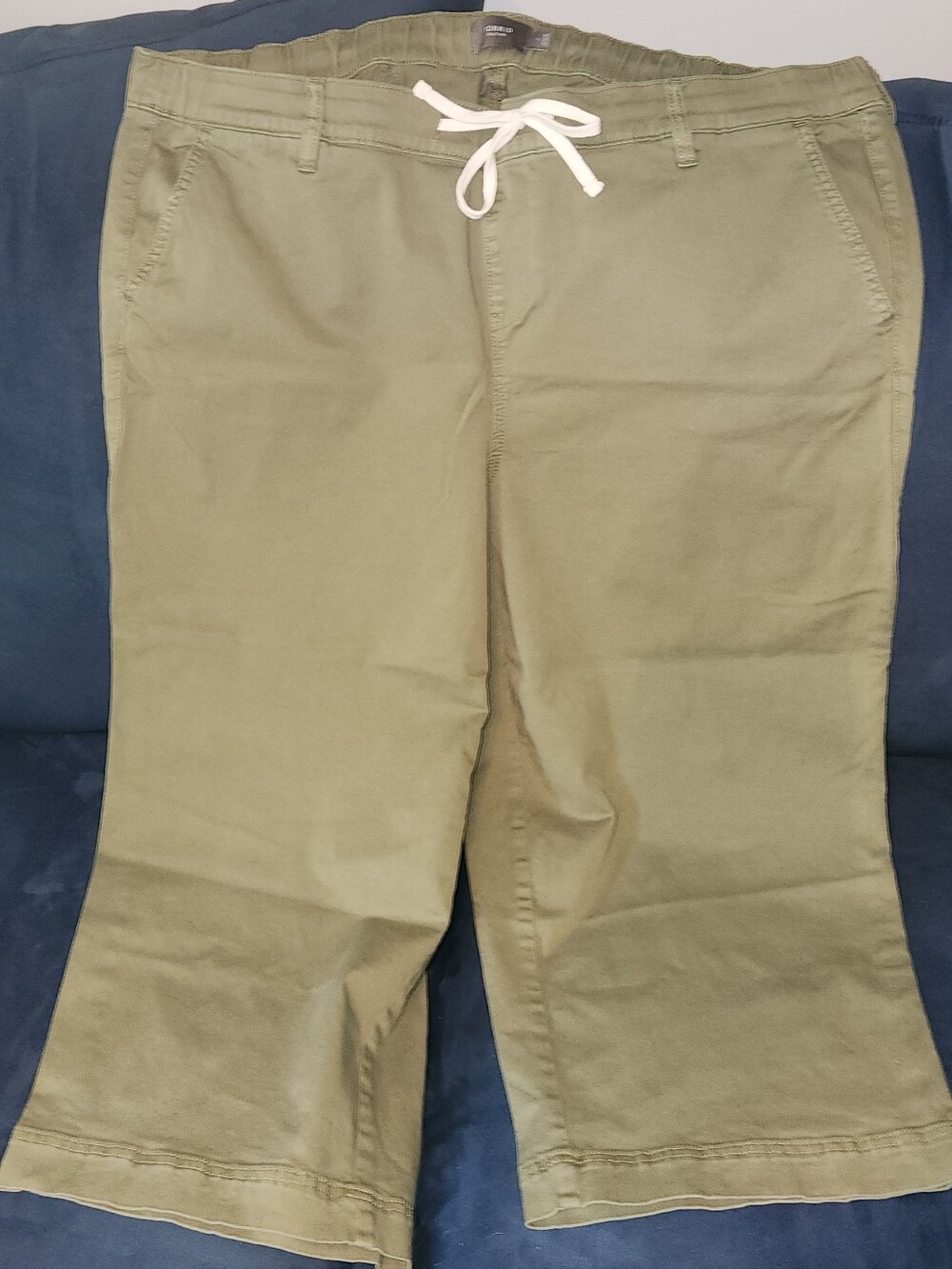 Crop Pants